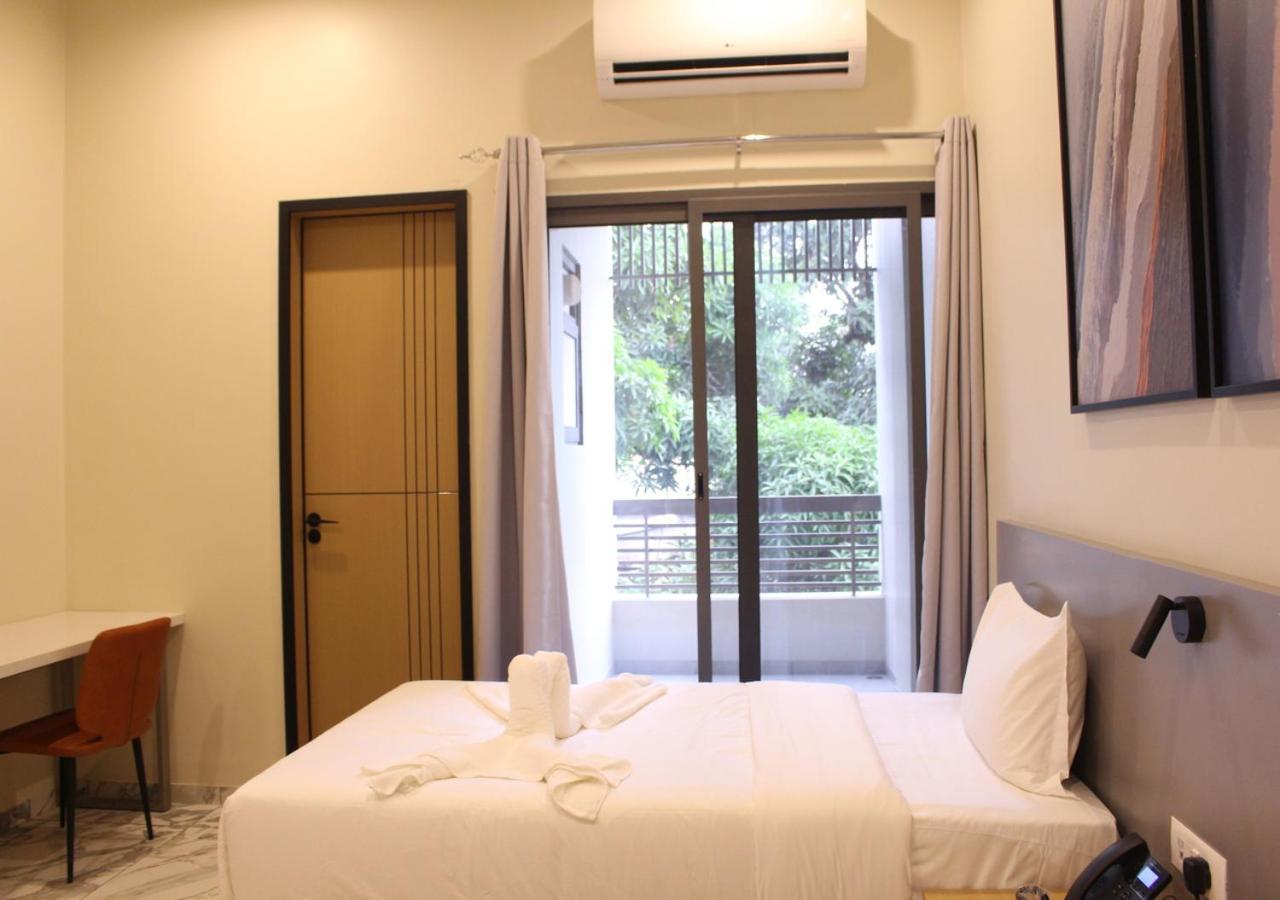Ixoras Hotel Lemba 金沙萨 外观 照片