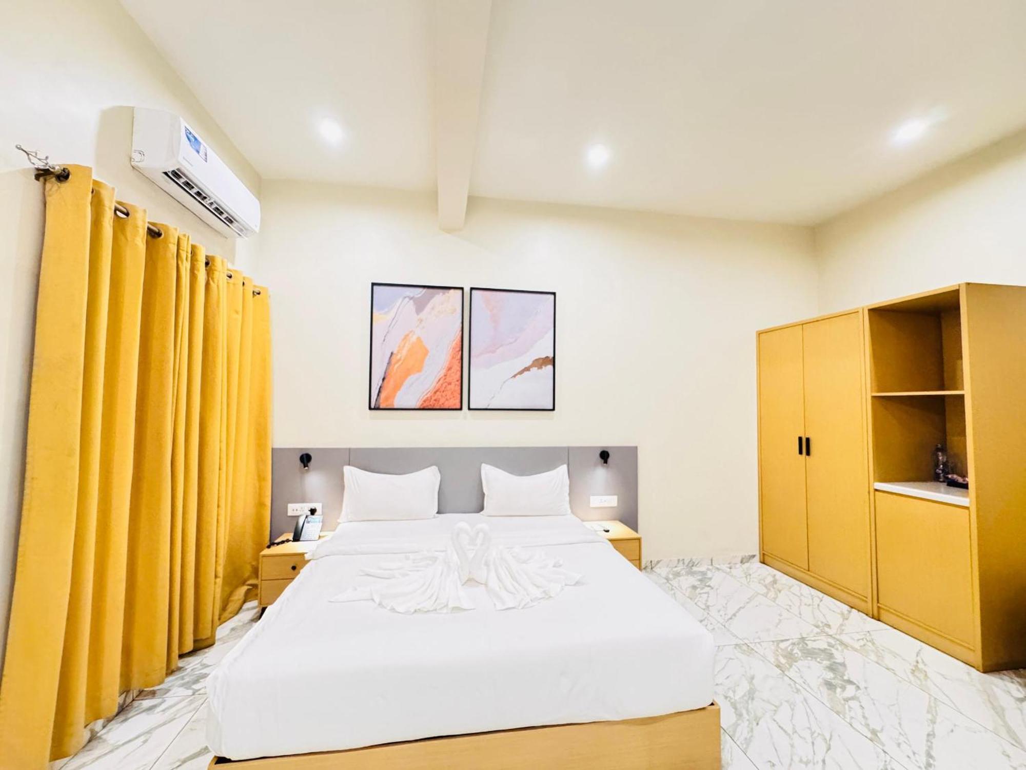 Ixoras Hotel Lemba 金沙萨 外观 照片