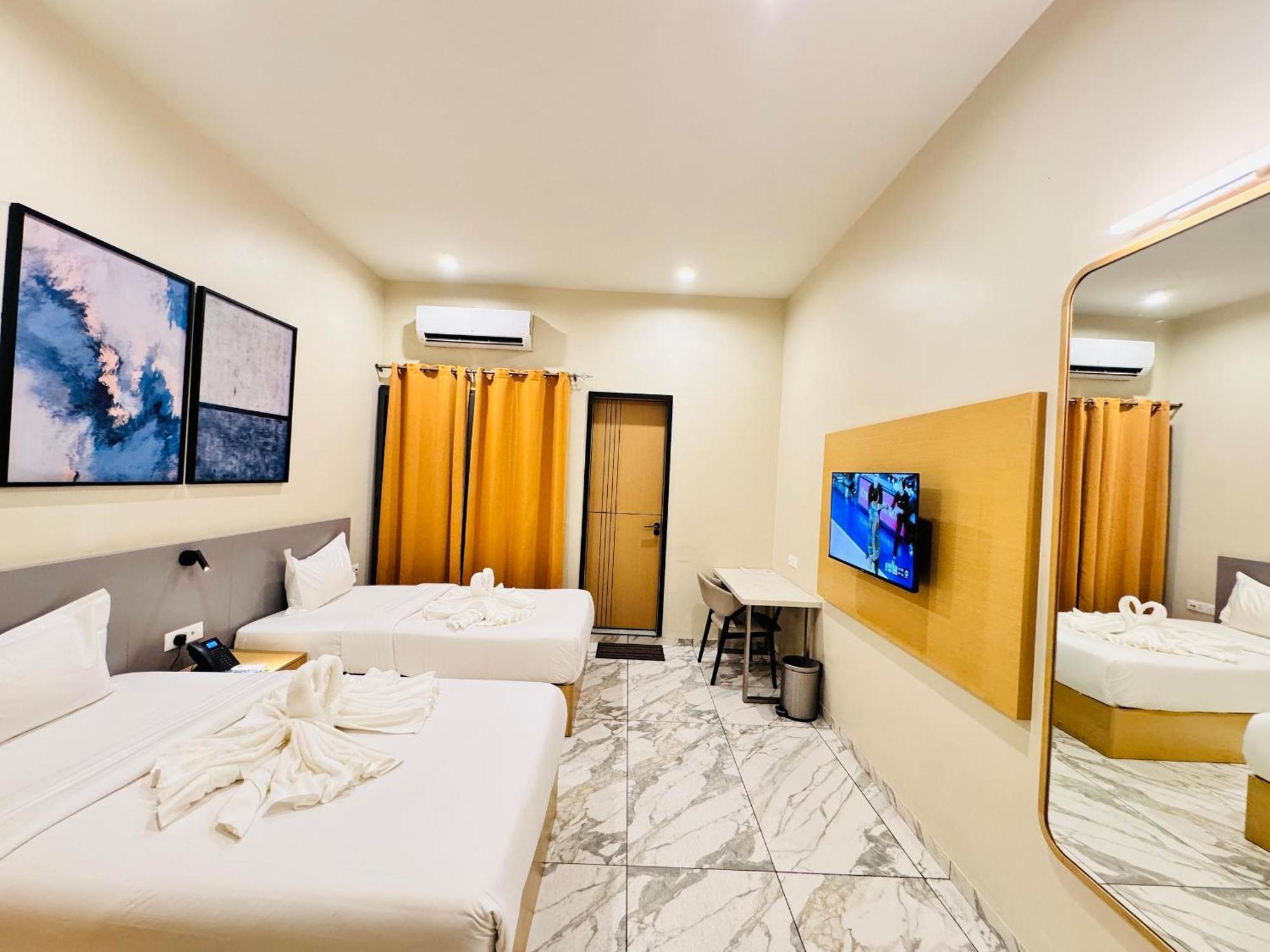 Ixoras Hotel Lemba 金沙萨 外观 照片